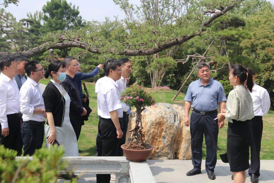 湖南省政协调研组莅许 李民带队
